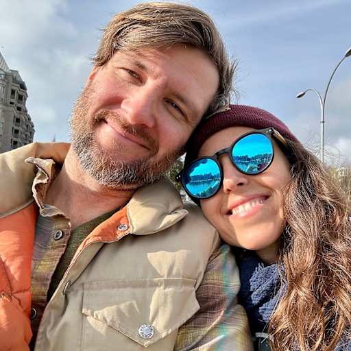 Profile image for pet sitters Mana & Taj