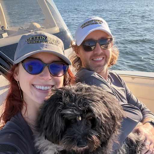 Profile image for pet sitters Alexandra & Robert
