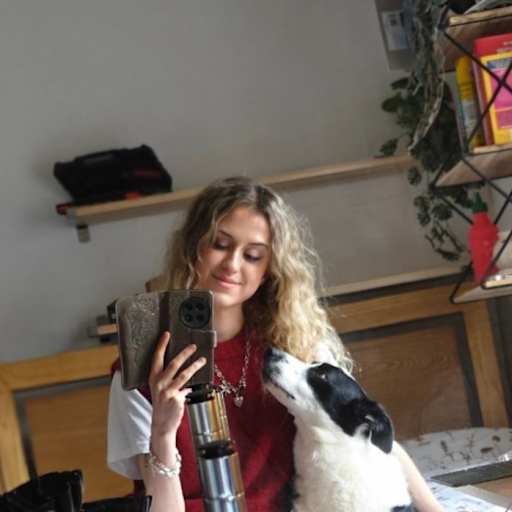 Profile image for pet sitter Ella