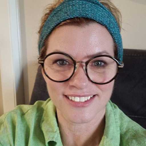 Profile image for pet sitter Suzanne