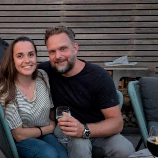 Profile image for pet sitters Eva & Phil