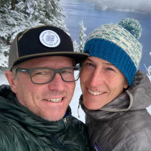 Profile image for pet sitters Jan & Larry