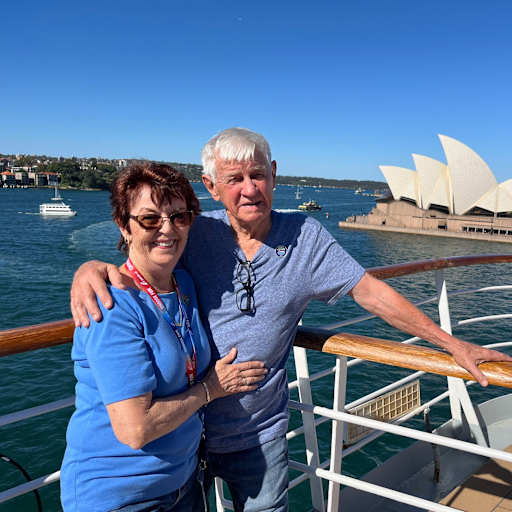 Profile image for pet sitters Jennifer & Richard