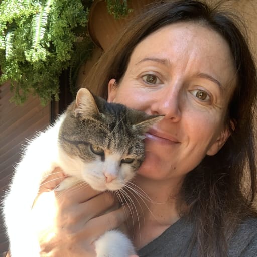 Profile image for pet sitter Lisa