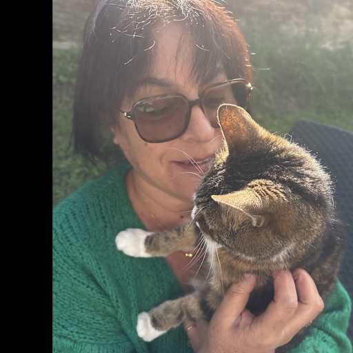 Profile image for pet sitter rabbia
