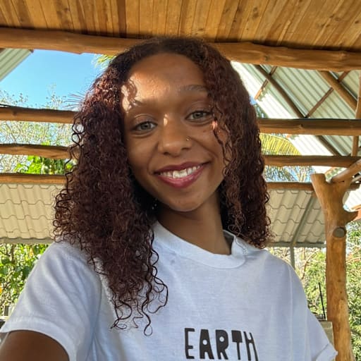 Profile image for pet sitter Laceilea