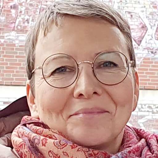 Profile image for pet sitter Bettina