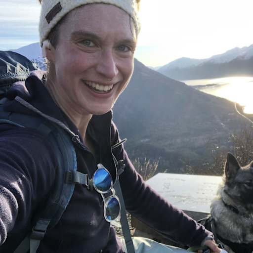 Profile image for pet sitter Reux