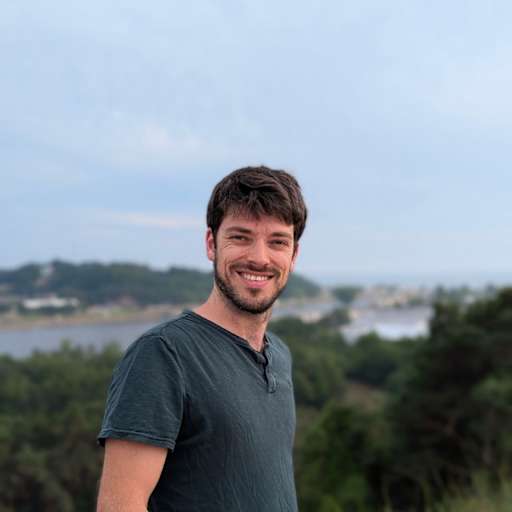 Profile image for pet sitter Quinsen