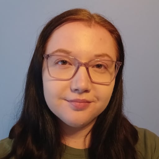 Profile image for pet sitter Chloe