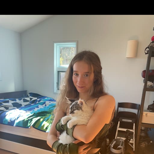 Profile image for pet sitters Yssy & Sappure