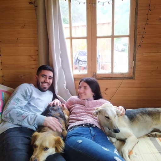 Profile image for pet sitters Marianne & Juan Pablo
