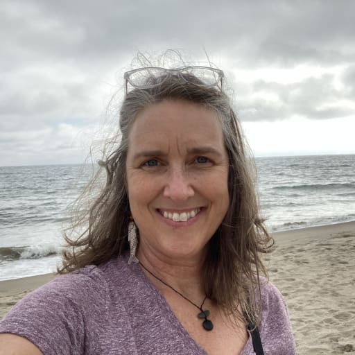 Profile image for pet sitter Julia