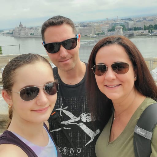 Profile image for pet sitters Matthew & Jennifer