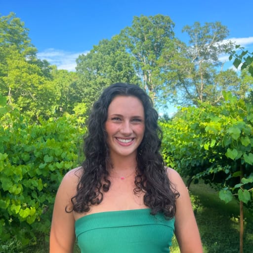 Profile image for pet sitter Alexa
