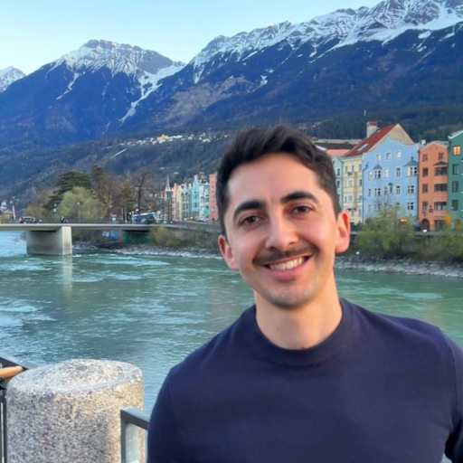 Profile image for pet sitter Eduardo
