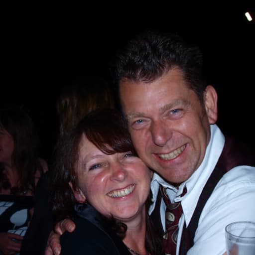 Profile image for pet sitters deborah & Peter