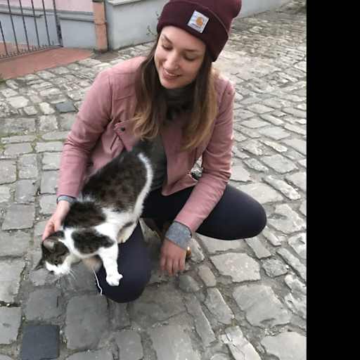 Profile image for pet sitter Marie