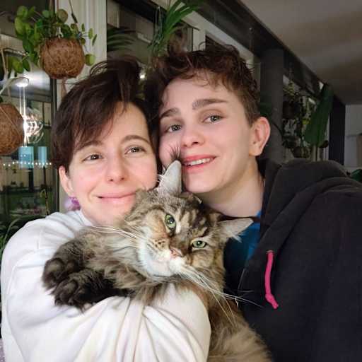 Profile image for pet sitters Philine & Sonja