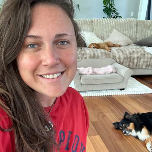 Profile image for pet sitter Deanna