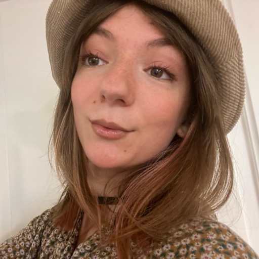 Profile image for pet sitter maria