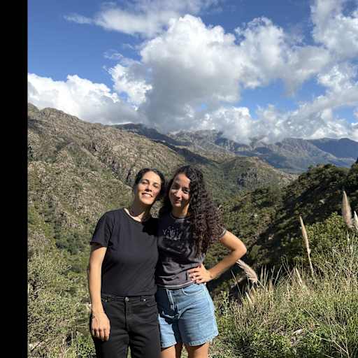 Profile image for pet sitters Andrea & Sofia