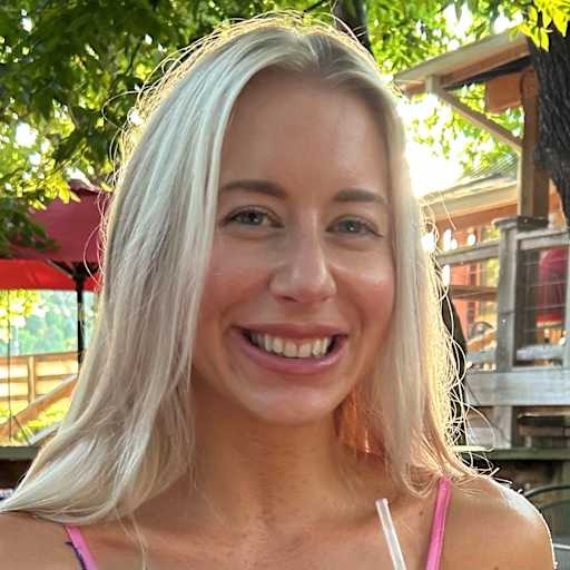 Profile image for pet sitter Samantha