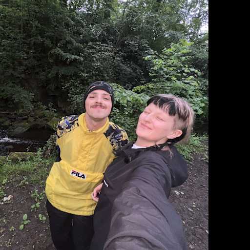 Profile image for pet sitters Erin & Morgan