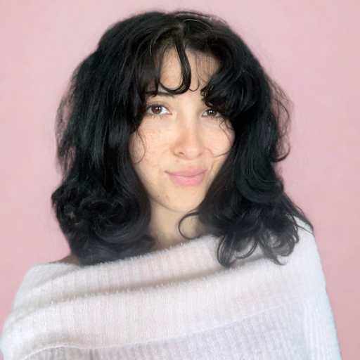 Profile image for pet sitter indigo rose