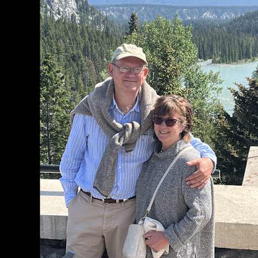 Profile image for pet sitters Helen & Robert