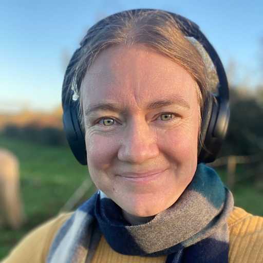 Profile image for pet sitters Laura & Ben