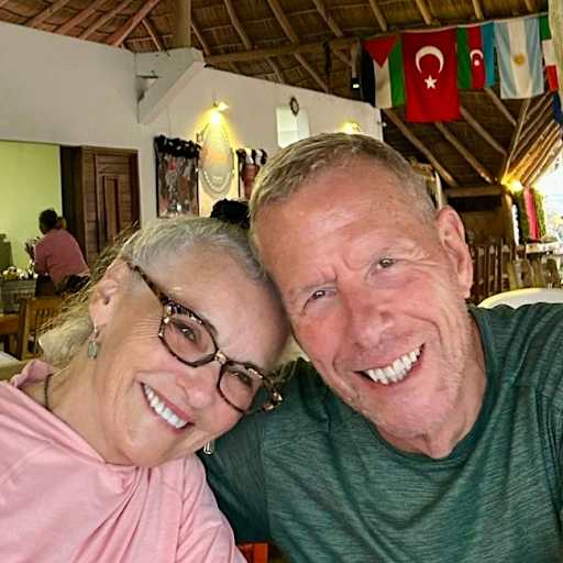 Profile image for pet sitters Louis & Barbara