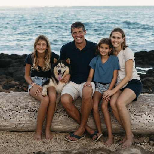 Profile image for pet sitters Jodee & J. Wayne