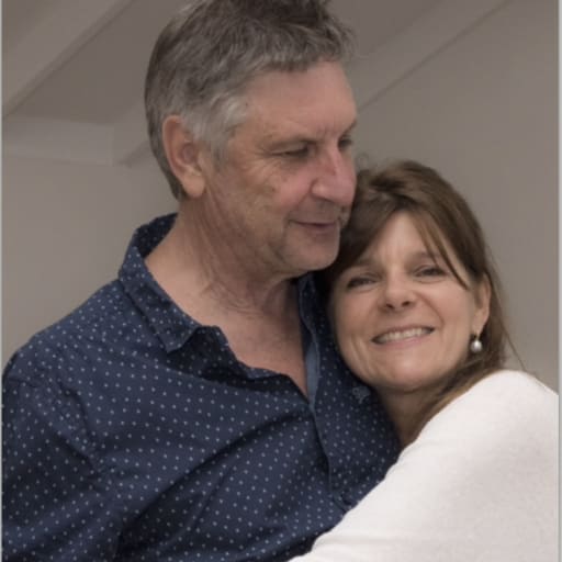 Profile image for pet sitters Iris & John