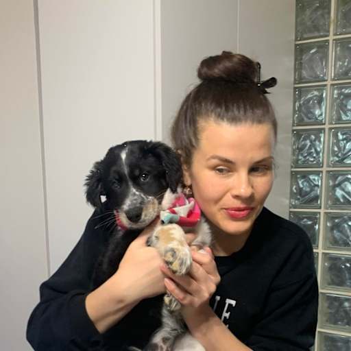 Profile image for pet sitter Ana
