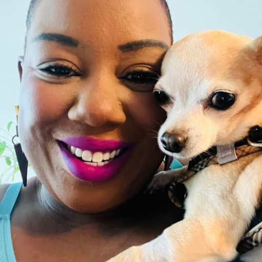Profile image for pet sitter Caronda