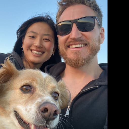 Profile image for pet sitters Tyra & Mike