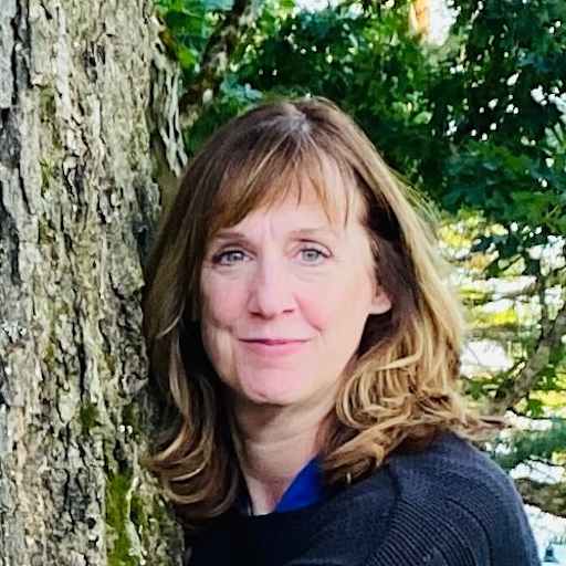 Profile image for pet sitter Leslie