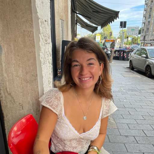 Profile image for pet sitter Lena