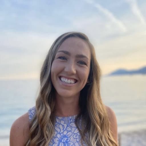Profile image for pet sitter Carly