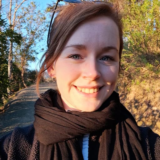 Profile image for pet sitter Jess
