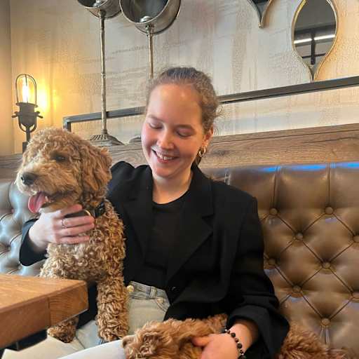 Profile image for pet sitter Marie