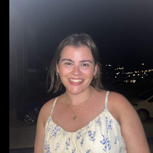Profile image for pet sitter Ellie