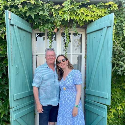 Profile image for pet sitters Alexandra & Paul