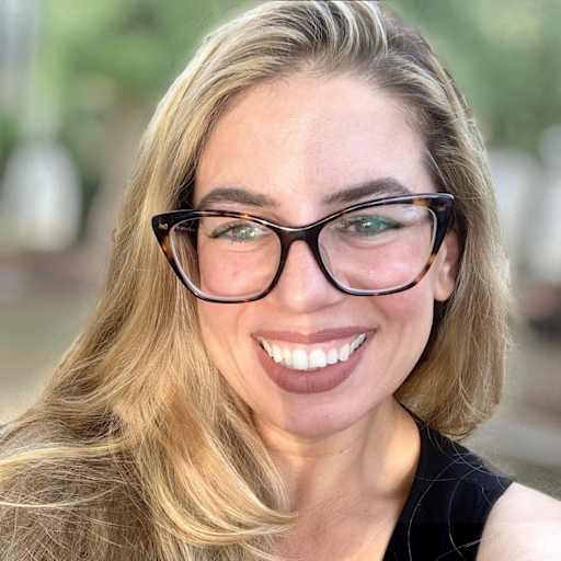 Profile image for pet sitter Amanda