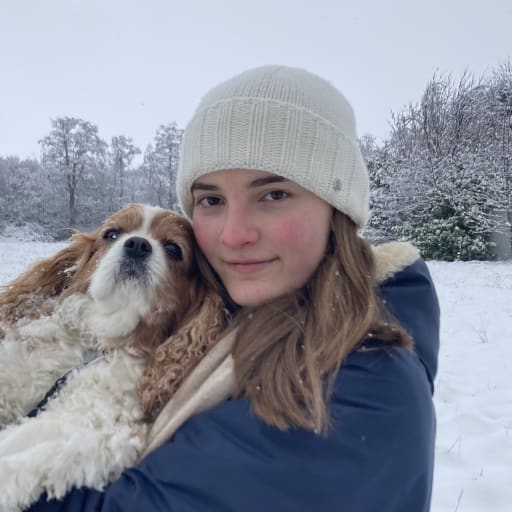 Profile image for pet sitter Aimée