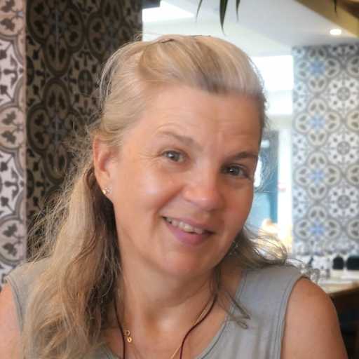 Profile image for pet sitter Jo