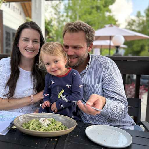 Profile image for pet sitters Sarah & Ben