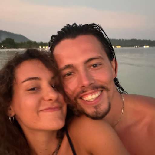 Profile image for pet sitters Raul & Phoebe