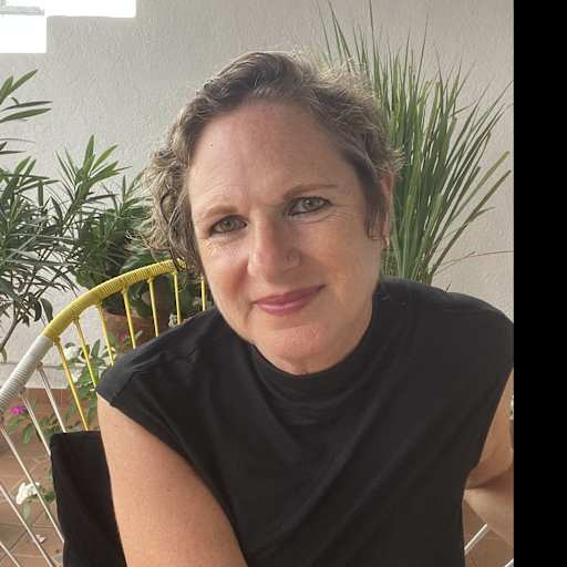 Profile image for pet sitter KAREN